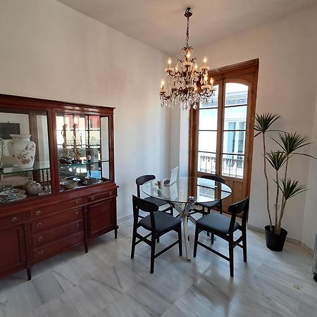 סביליה Apartamentos Almirante Hoyos מראה חיצוני תמונה