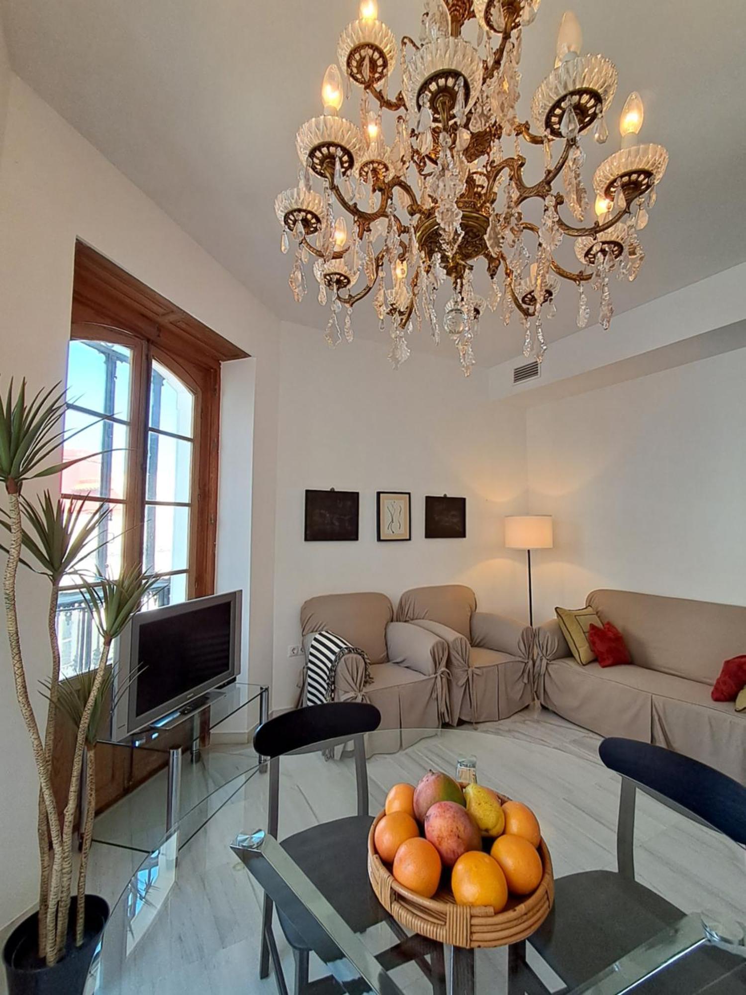 סביליה Apartamentos Almirante Hoyos מראה חיצוני תמונה