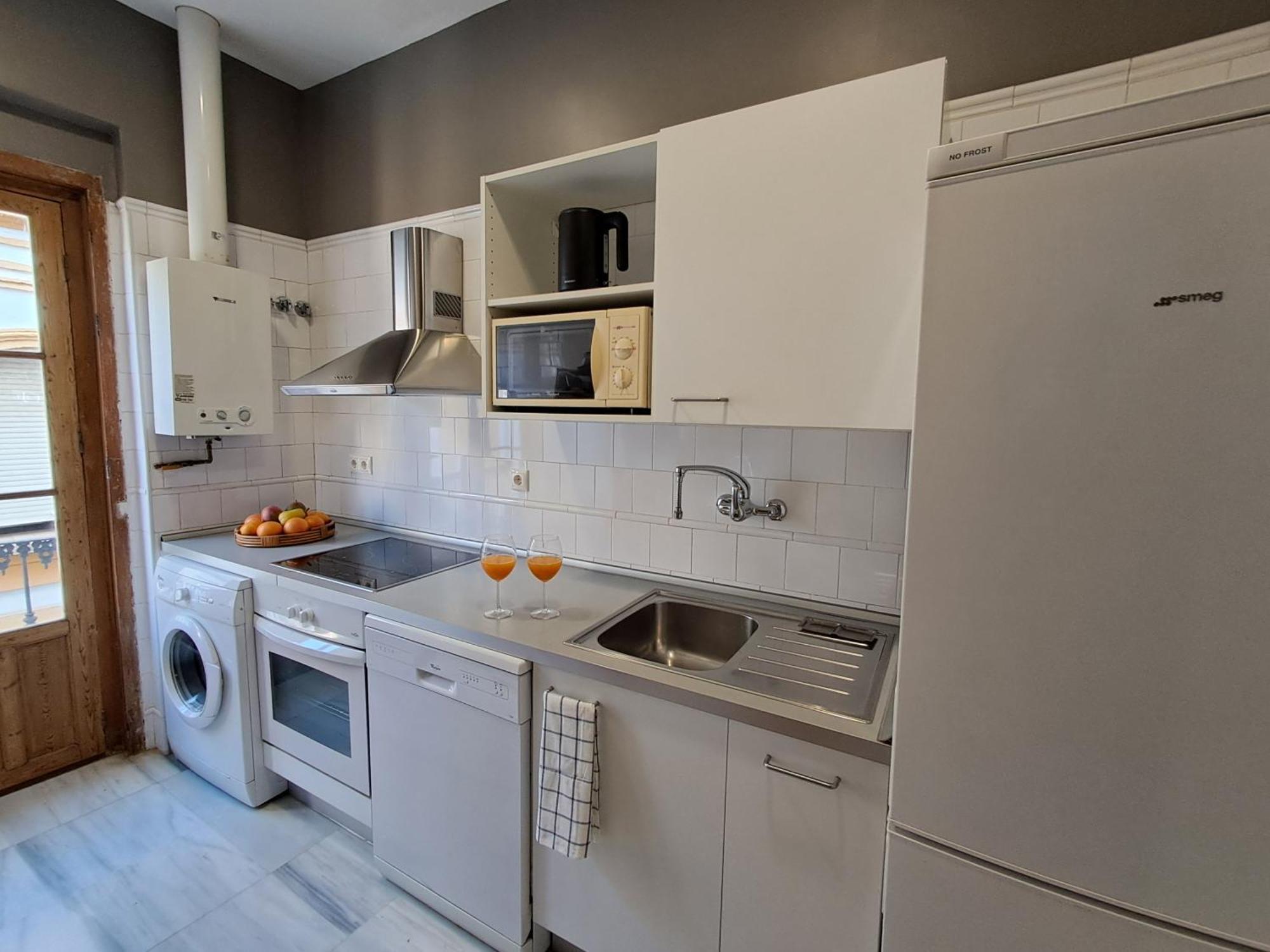 סביליה Apartamentos Almirante Hoyos מראה חיצוני תמונה