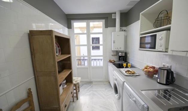 סביליה Apartamentos Almirante Hoyos מראה חיצוני תמונה